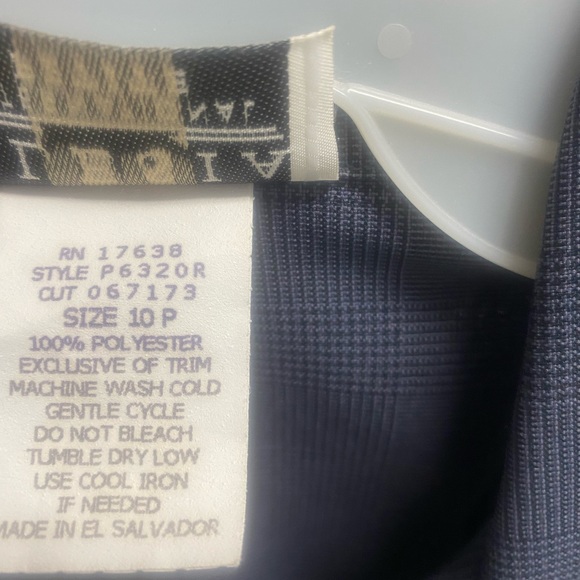 Beautiful Alesia 2 piece garment. 10P - Picture 3 of 6